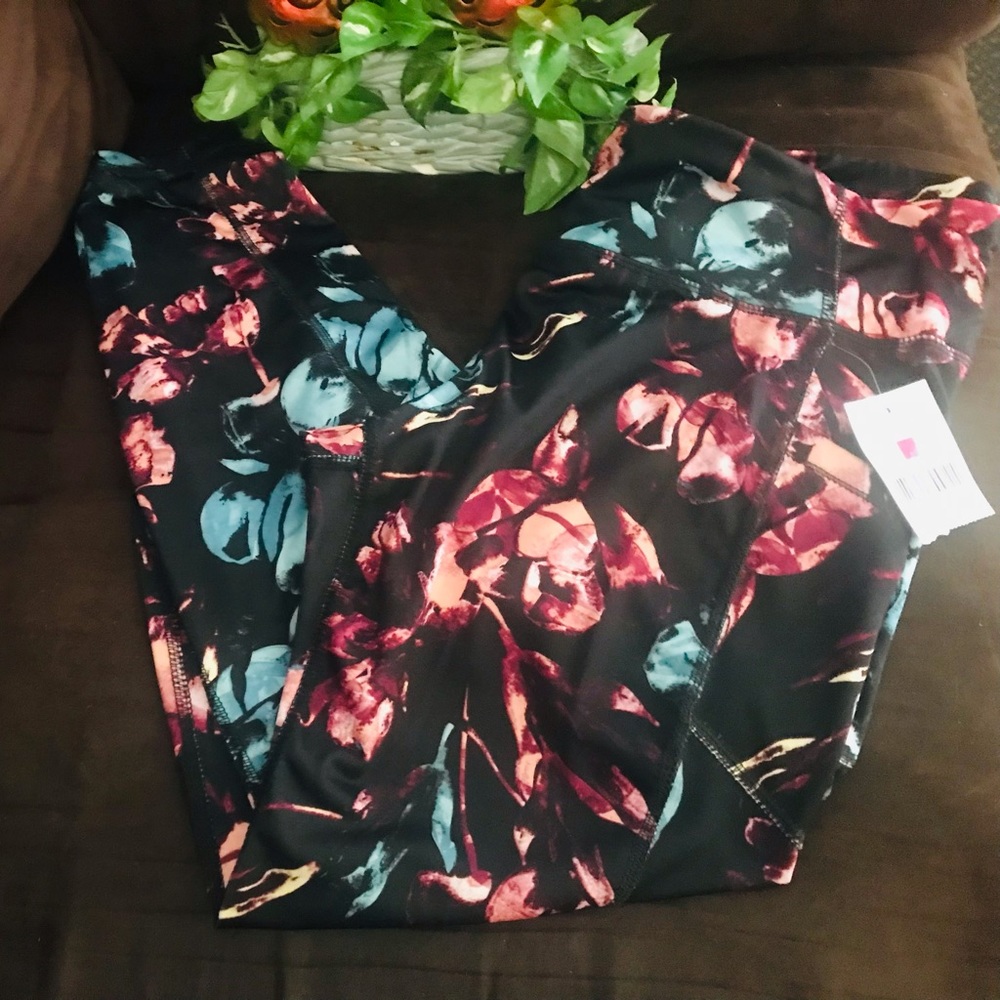 NEW Floral Pro Player Women’s Active Wicking Leggings Black,  Coral & Teal Large